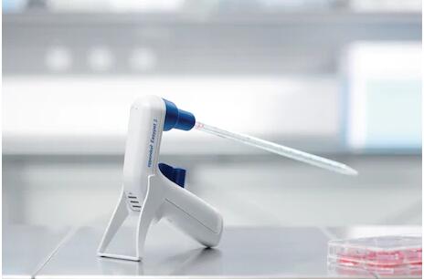 德國Eppendorf艾本德電動助吸器Easypet 3